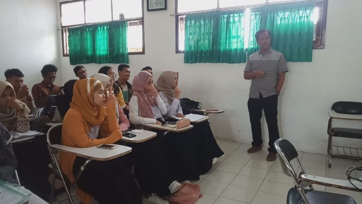 19 Days Sit In Program: Joining International Classes at UPS Tegal