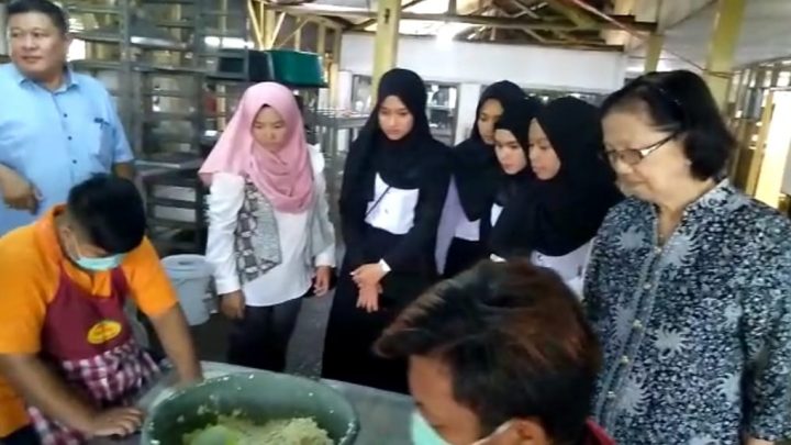 19 Days Sit In Program: Company Visit at Ria Cake & Bakery